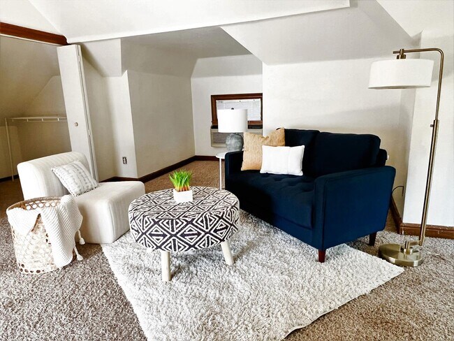 Photo - 525 S Dodge St