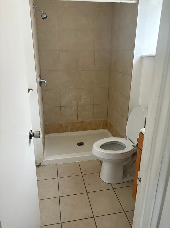 Photo - 710 E 12th Ave