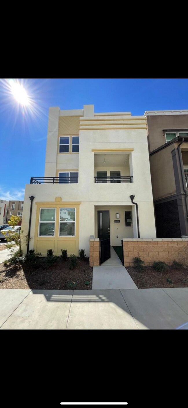 Photo - 11016 Deckhouse Dr Unit .