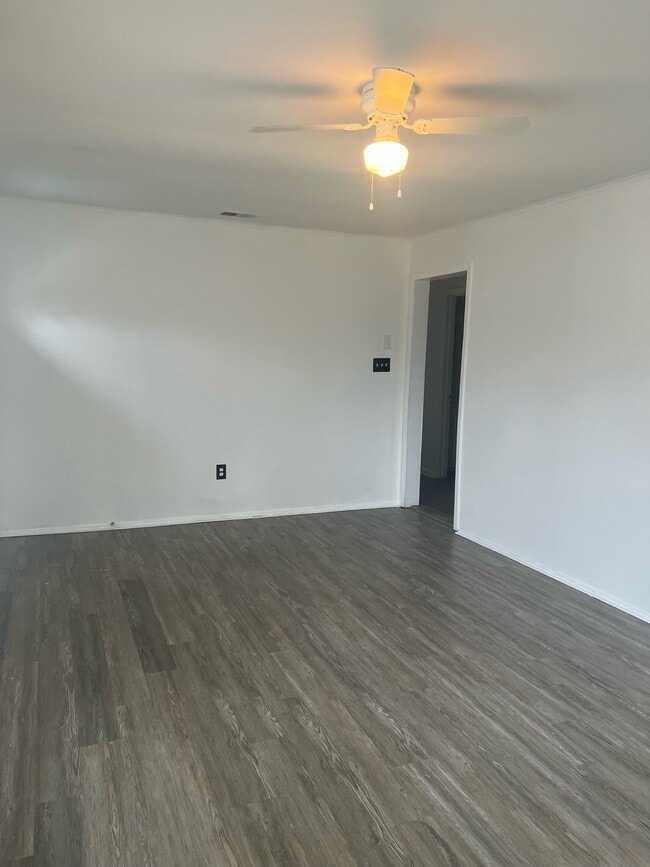 Photo - 609 N Stonestreet Ave