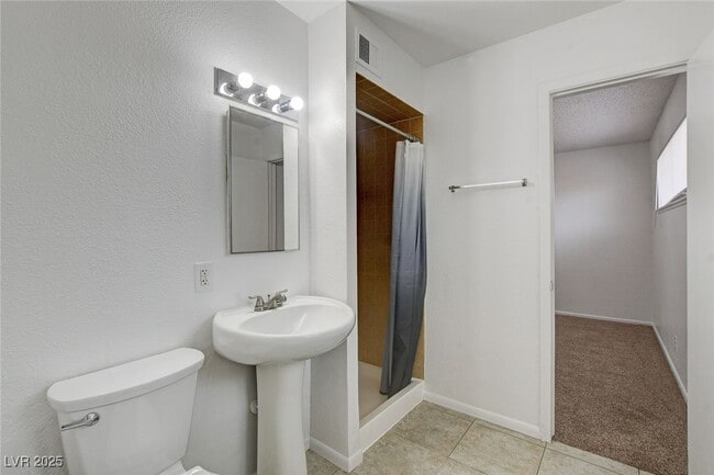 Photo - 6453 Bannock Way