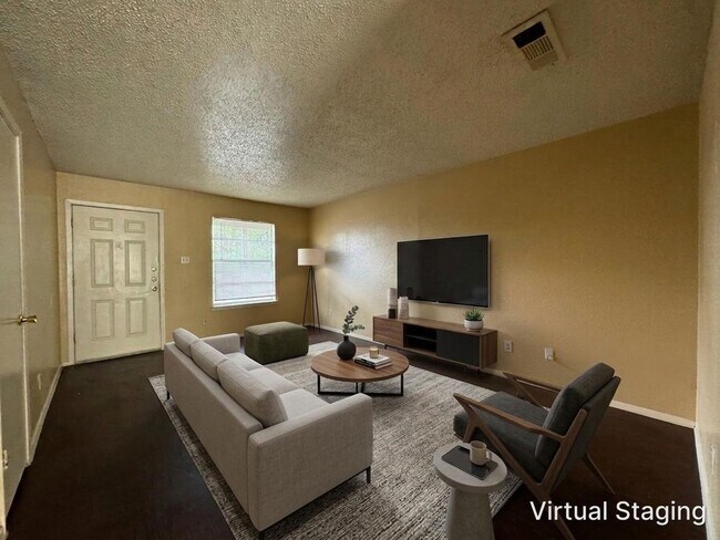 Photo - 1902 Cedarhill Dr Unit Apt D
