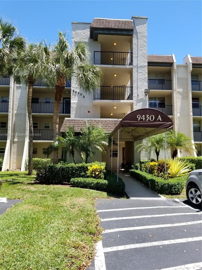 Photo - 9430 Poinciana Pl Condo Unit 212