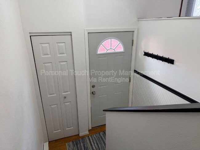 Photo - 2131 2nd Ave E