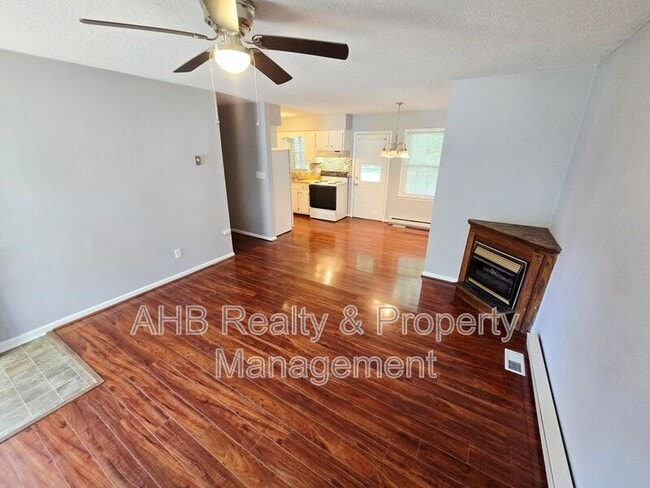 Photo - 704 S Broad St