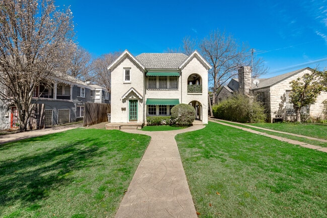 6257-6259 Palo Pinto Ave