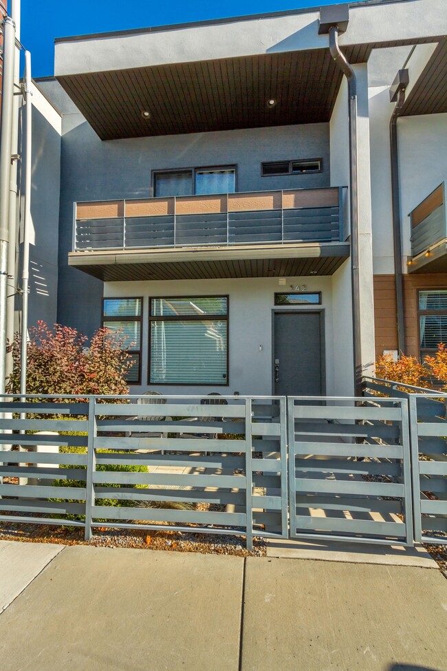 Photo - 342 Reed Ave N