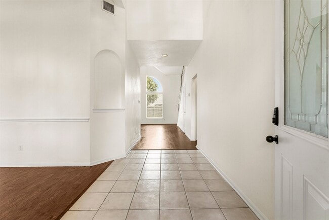 Photo - 9322 Eaglewood Glen Tr