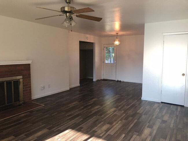 Photo - 3bed / 1 ba house in Yuba City