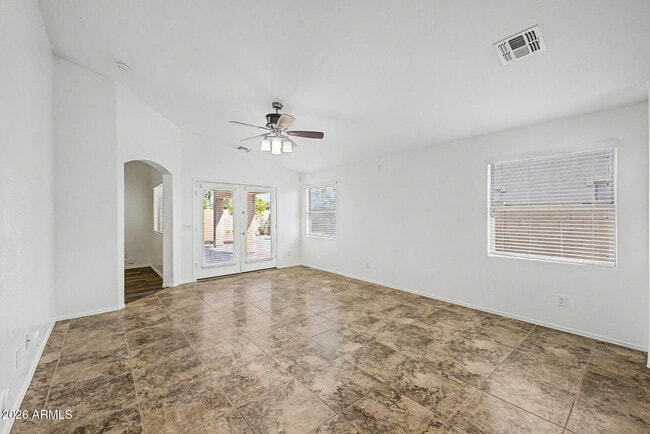 Photo - 6918 S 46th Ln