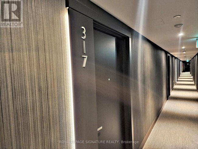 Photo - 448 Burnhamthorpe Rd W Unit 317