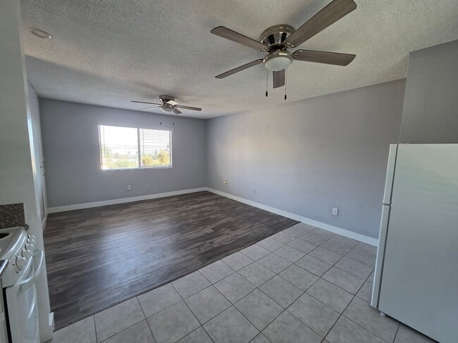 Photo - 28151 Highridge Rd