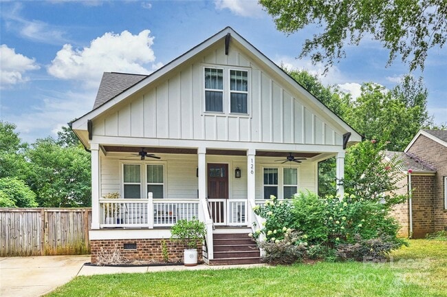Building Photo - 126 N Smallwood Pl Rental