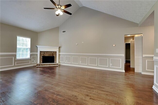 1298 Sierra Ridge Pl SE