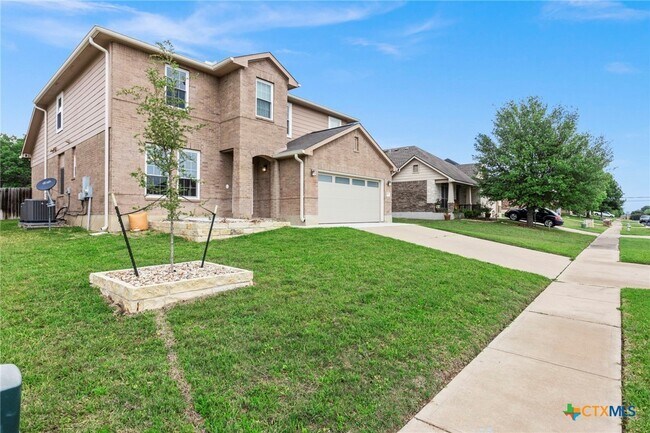 5621 Bedrock Dr