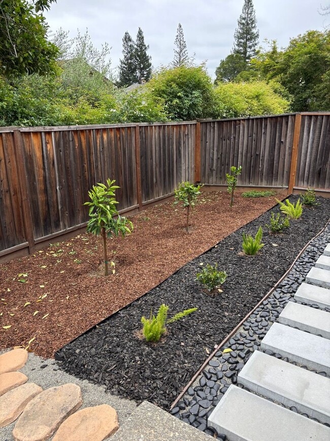 Photo - Beautifully Remodeled St. Helena Townhome with Pool Access & 2-Car Garage