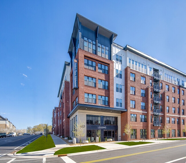 MAA Plaza Midwood