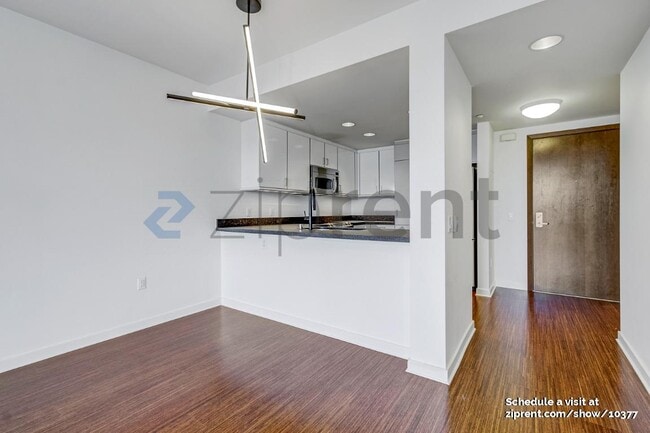 Photo - 451 Kansas St