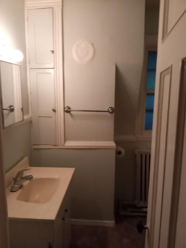 Photo - 404 Birr St Unidad 2