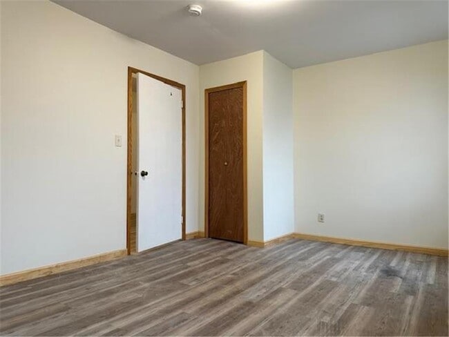 Photo - 7105 Main St Unit 3