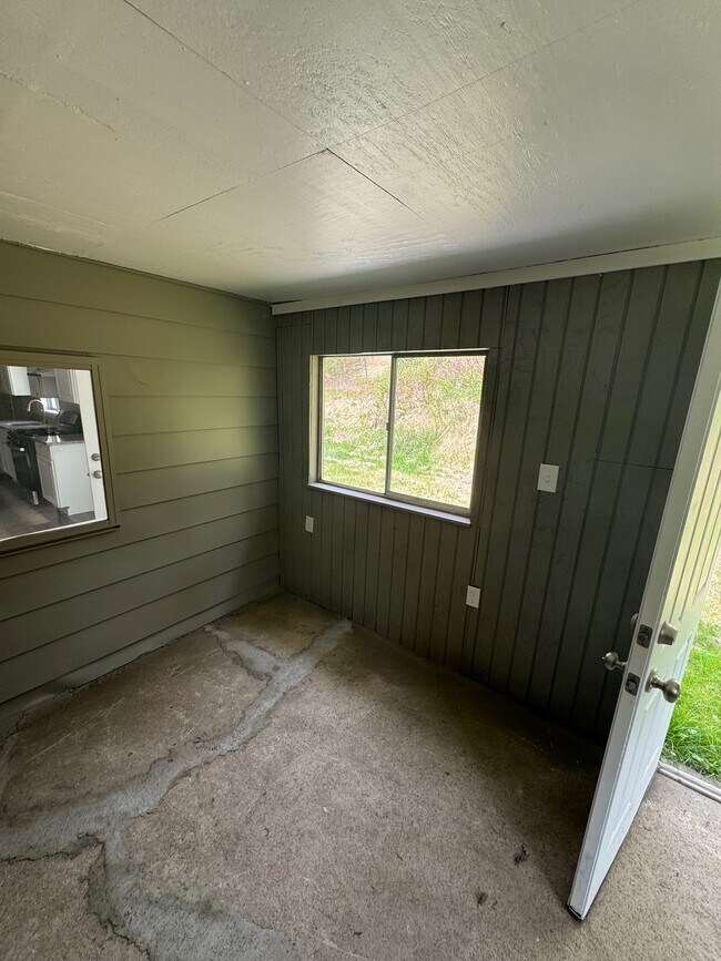Photo - 7643 Fitzsimmons St