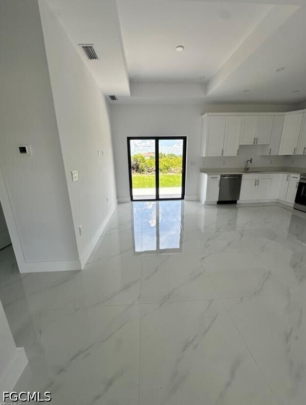 Photo - 821 Bell Blvd