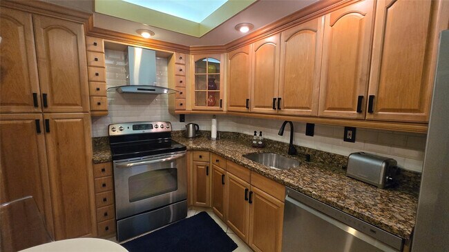 Photo - 300 Bayview Dr Unit 1911