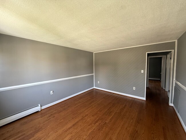 Photo - 6008 1/2 BURGESS AVE Unidad A