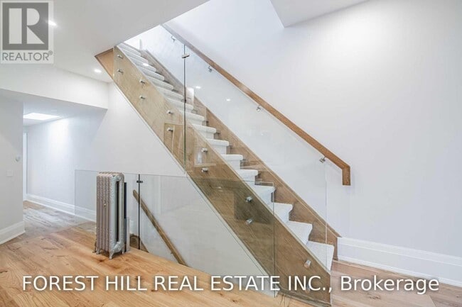 Photo - 36 Howland Ave