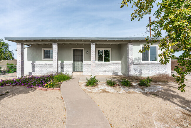 Building Photo - Charming Mesa Home