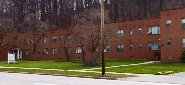 Photo - Euclid Plaza