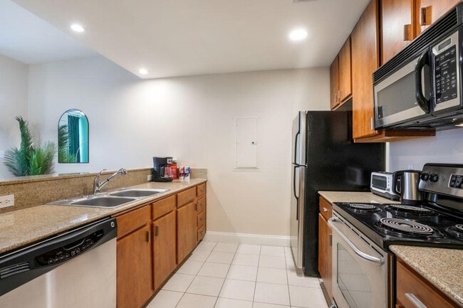 Photo - 925 Common St Unit ID1266312P