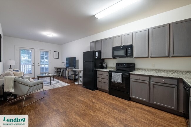 Building Photo - 1903 E Marshall St Unit 210.1407039 Rental