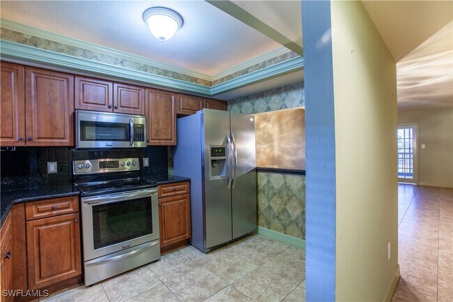 Photo - 2121 Collier Ave Unit 316
