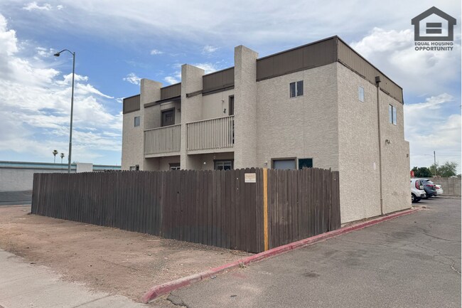 Photo - 1765 E Pepper Cir Unidad 1765#2-1