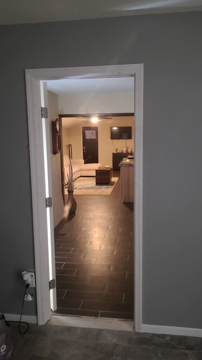 Photo - 1401 Hacienda Dr