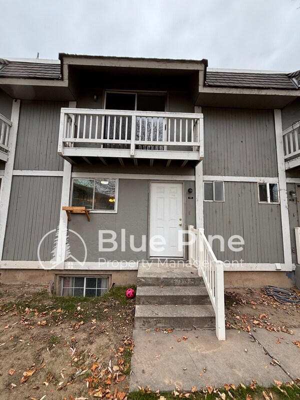 Photo - 1464 Falcon Dr