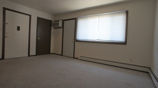 Photo - Pineview Apartments