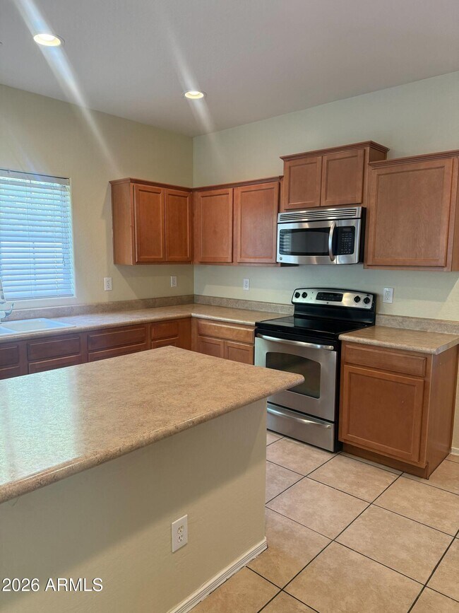 Photo - 8460 W Lewis Ave