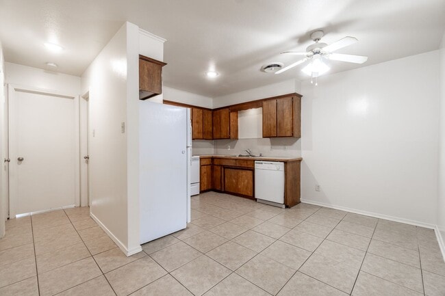 Photo - 6824-6826 Jackson Duplex Unit 6826 Jackson St.