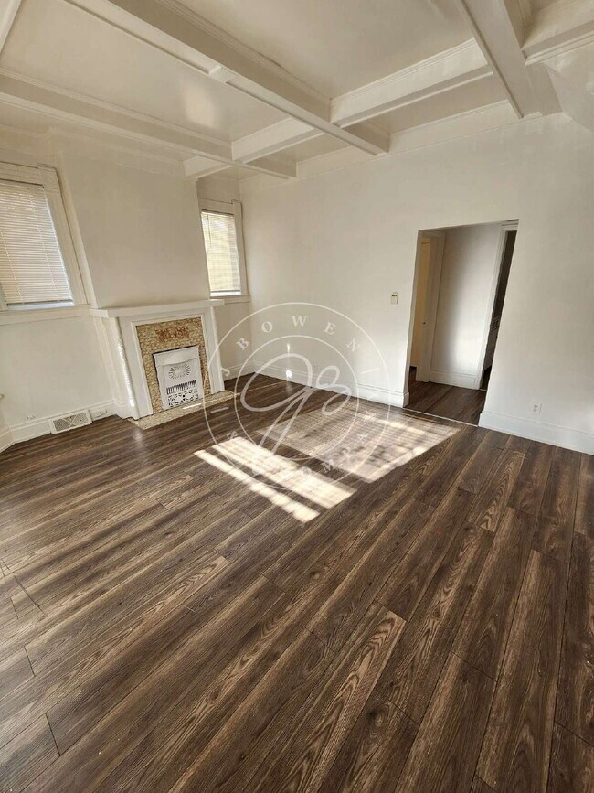 Photo - 1 bed 1st floor unit in South Toledo Unidad lower