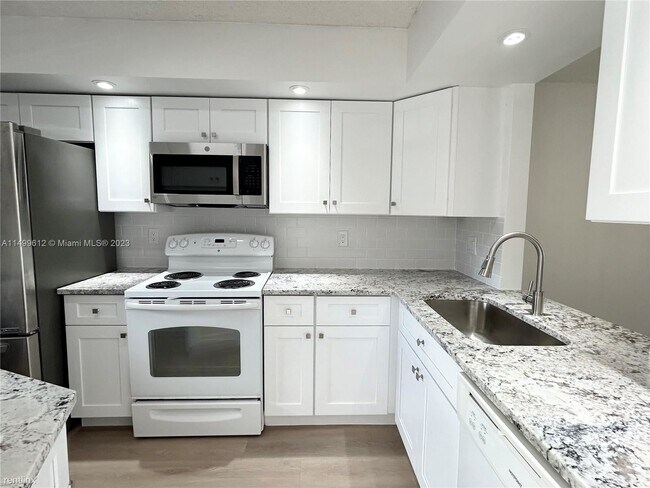 2 br, 2 bath House - 3545 S Ocean Blvd Apt... - 2 br, 2 bath House - 3545 S Ocean Blvd Apt...
