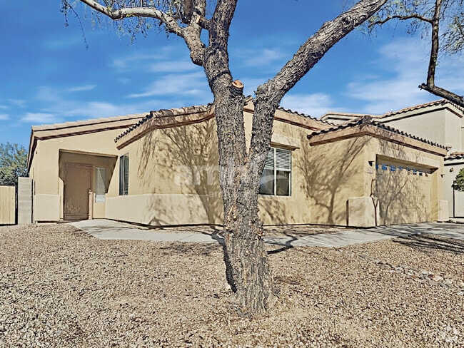 Building Photo - 6661 E Gehrig Ln Rental