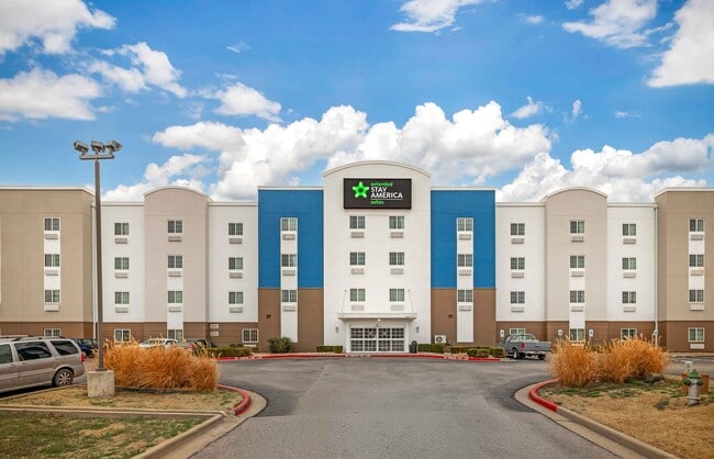 Furnished Studio-Bartlesville - Hwy 75