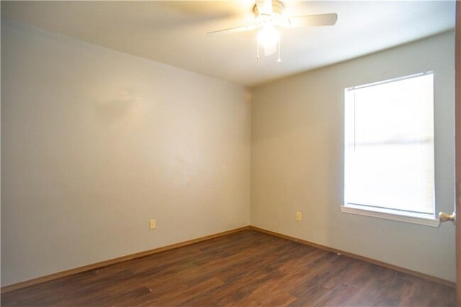 Photo - 420 Park St Unit 102