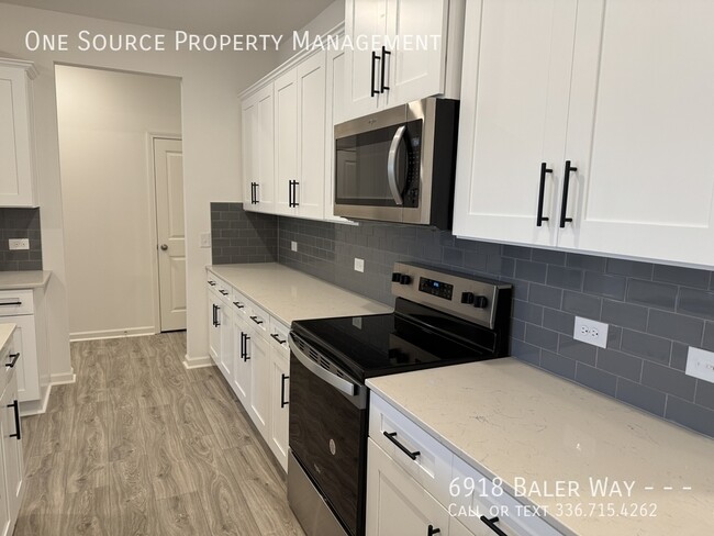 Photo - 6918 Baler Wy