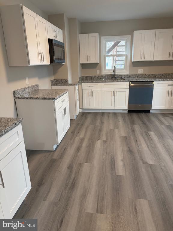 Photo - 224 E Main St