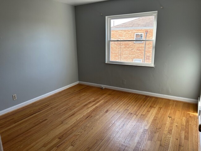 Photo - 835 S Fort Thomas Ave Unit 4