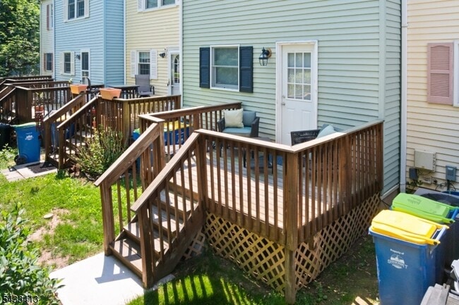Photo - 118 N Bridge St