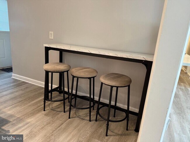 Photo - 2208 Vermont Ave